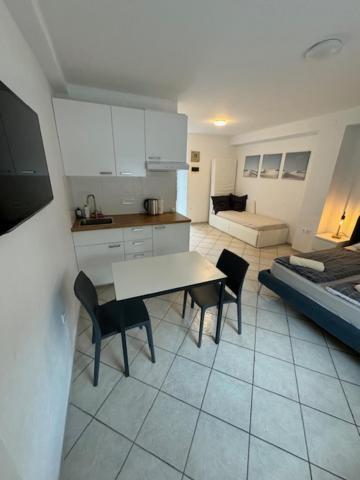 Cozy Flat Near Tivoli Park With Free Parking Apartment Любляна Екстериор снимка