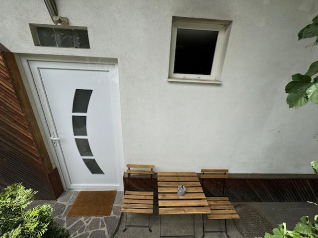 Cozy Flat Near Tivoli Park With Free Parking Apartment Любляна Екстериор снимка